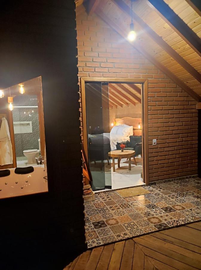 Castanheiras Lodge *